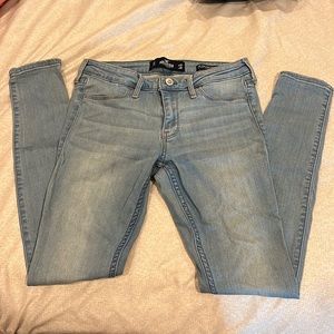 American eagle light wash skinny jeans